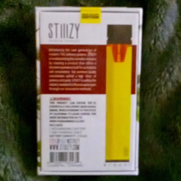 STIIIZY starter kit "Limited fall Edition" "NEON YELLOW"SEALED🆕NWT. - Picture 2 of 7